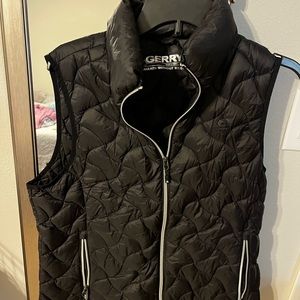 Black thermo vest